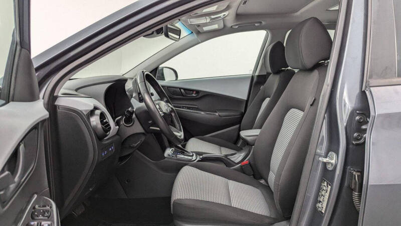 2021 Hyundai Kona SEL Plus