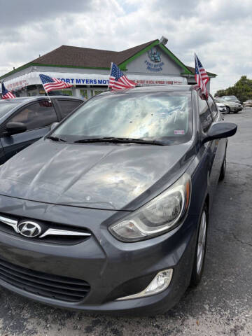2012 Hyundai Accent GLS
