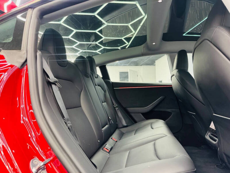 2025 Tesla Model 3 Long Range