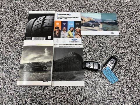 2022 Ford Escape Hybrid SEL