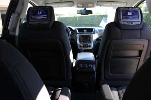 2016 GMC Acadia SLE-2