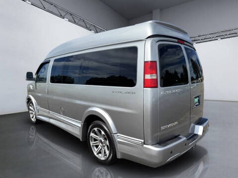 2018 GMC Savana 2500