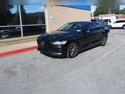 2022 Volvo S60 B5 Momentum