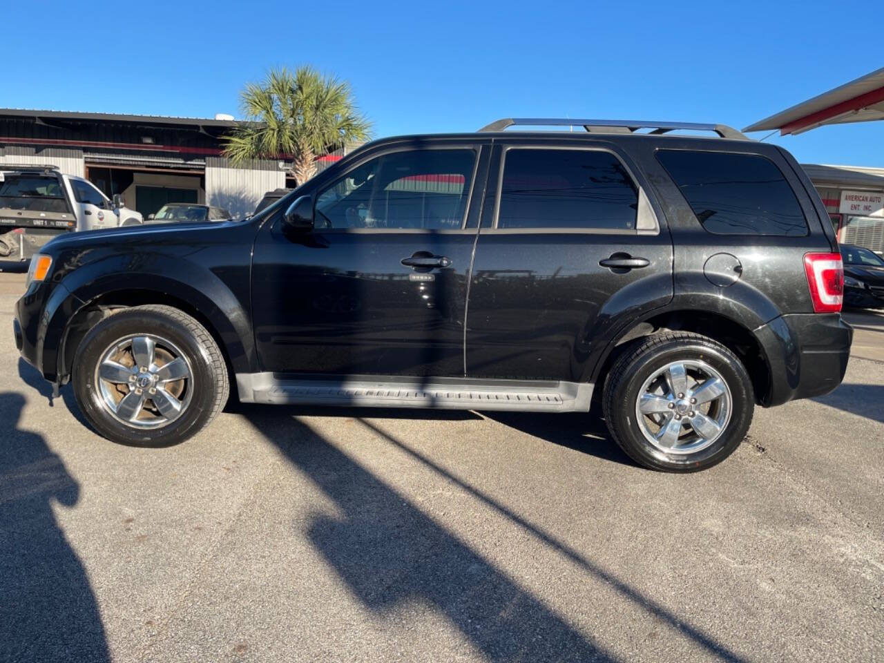 2011 Ford Escape for sale at SMART CHOICE AUTO in Pasadena, TX