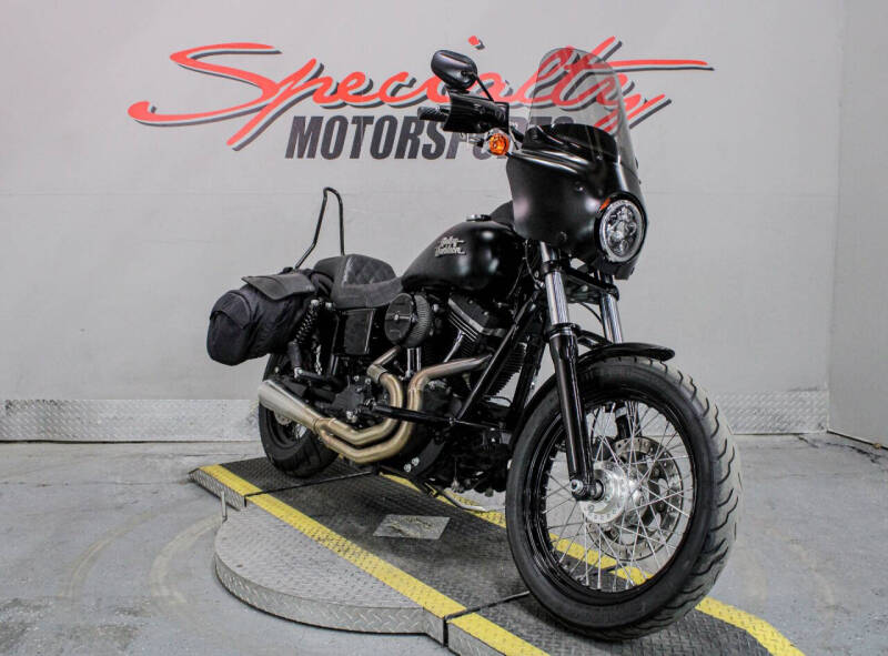 2016 Harley-Davidson Dyna Street Bob