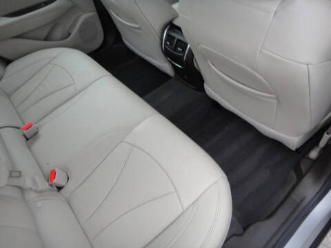 2017 Buick LaCrosse Essence