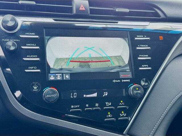 2018 Toyota Camry Hybrid SE