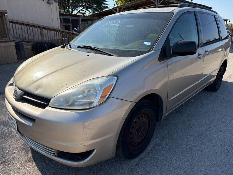 2005 Toyota Sienna for sale at OASIS PARK & SELL in Spring TX