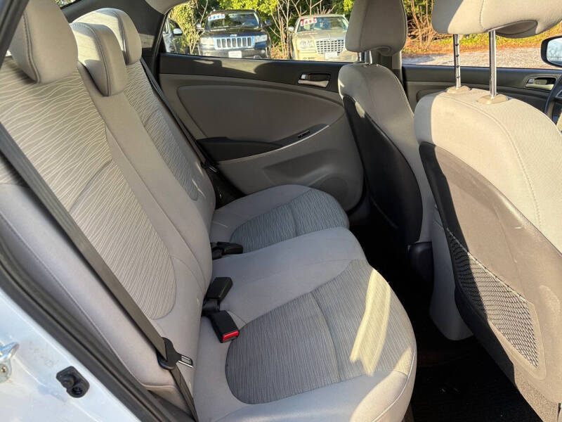 2017 Hyundai Accent Value Edition