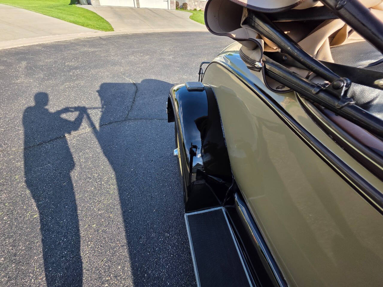1928 Ford Roadster 22