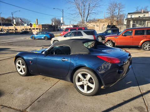 2006 Pontiac Solstice for sale at Apollo Motors INC in Chicago IL