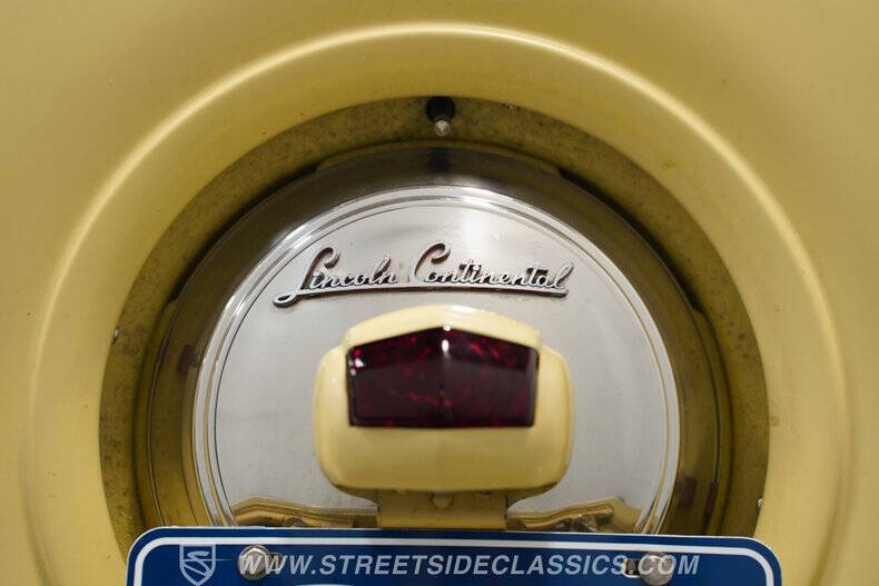 1946 Lincoln Continental