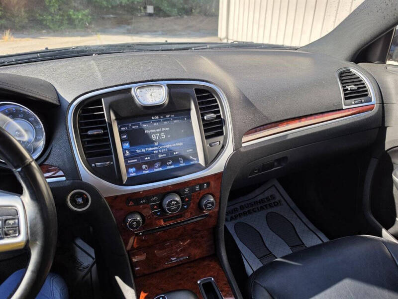 2013 Chrysler 300