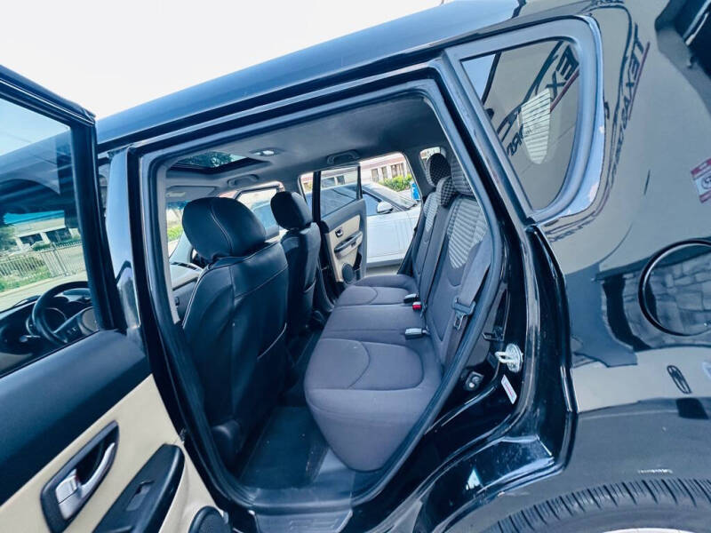 2013 Kia Soul +