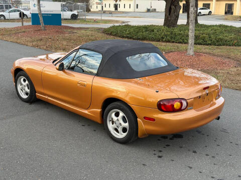 2000 Mazda MX-5 Miata