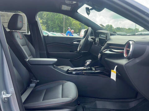 2025 Chevrolet Trax RS