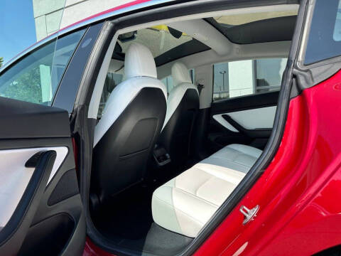 2018 Tesla Model 3 Long Range