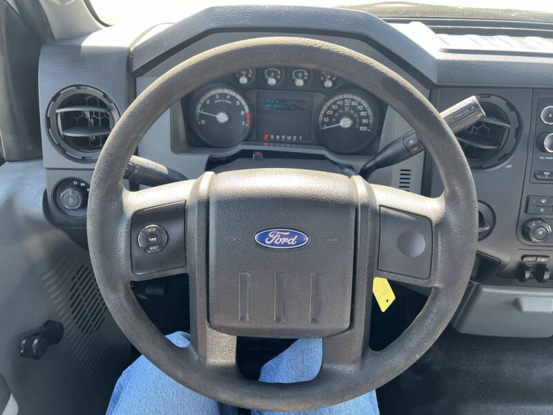 2015 Ford F-350 Super Duty XL