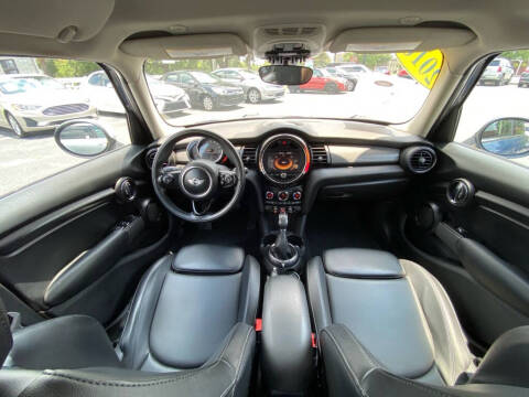 2016 MINI Hardtop 4 Door Cooper