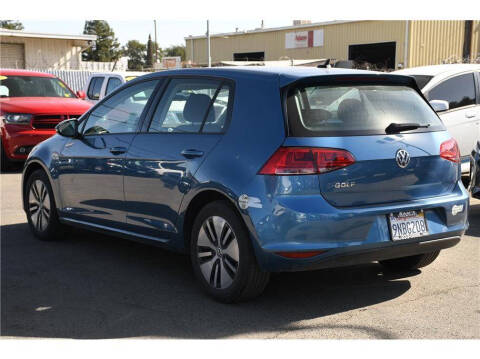 2016 Volkswagen e-Golf SE