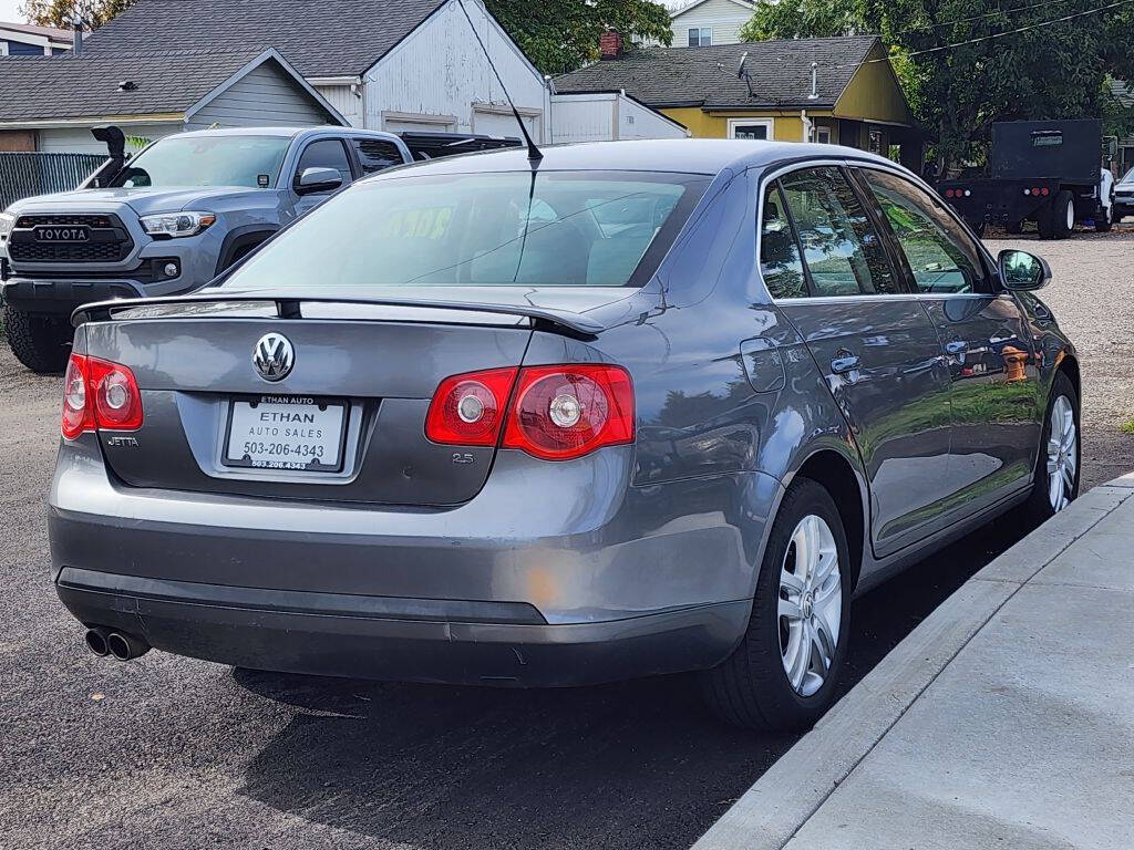 2007 Volkswagen Jetta for sale at ETHAN AUTO SALES LLC in Portland, OR