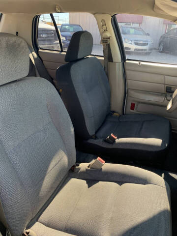 2004 Ford Crown Victoria Police Interceptor