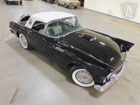 1956 Ford Thunderbird