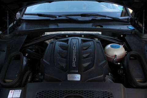 2016 Porsche Macan S