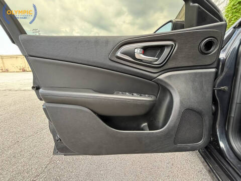 2017 Chrysler 200 Limited Platinum