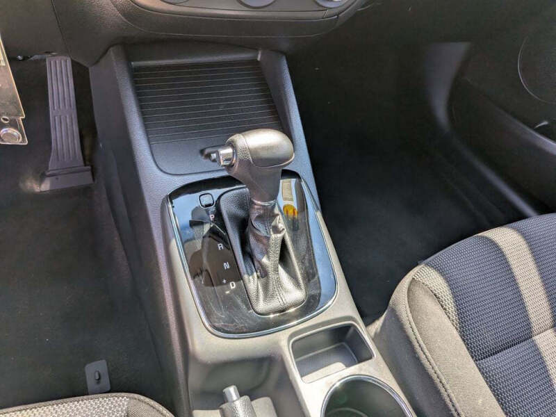 2017 Kia Forte5 LX
