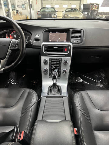 2018 Volvo V60 T5 Dynamic