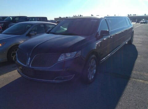 2016 Lincoln MKT Limousine