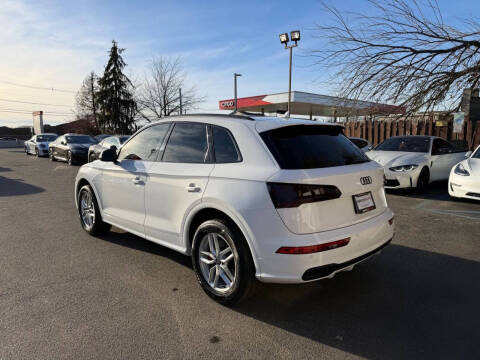 2019 Audi Q5 quattro Prestige 45 TFSI
