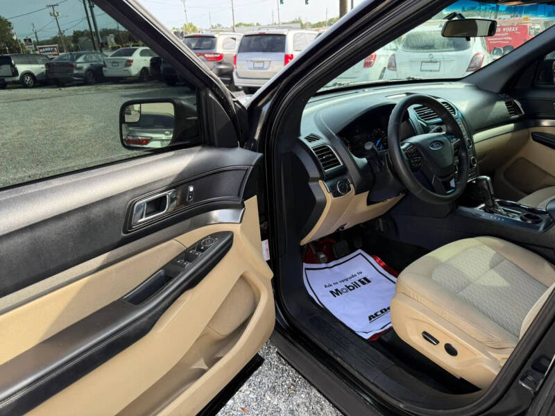 2016 Ford Explorer