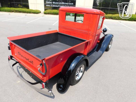1933 Chevrolet Apache