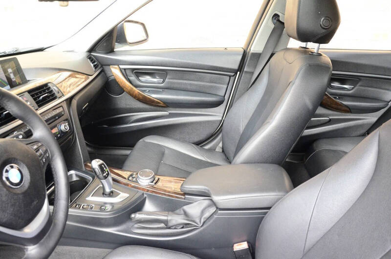 2015 BMW 3 Series 328i xDrive