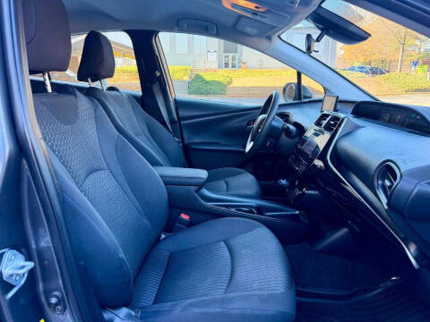 2018 Toyota Prius Two