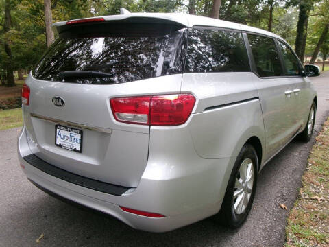 2018 Kia Sedona L