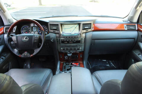 2009 Lexus LX 570