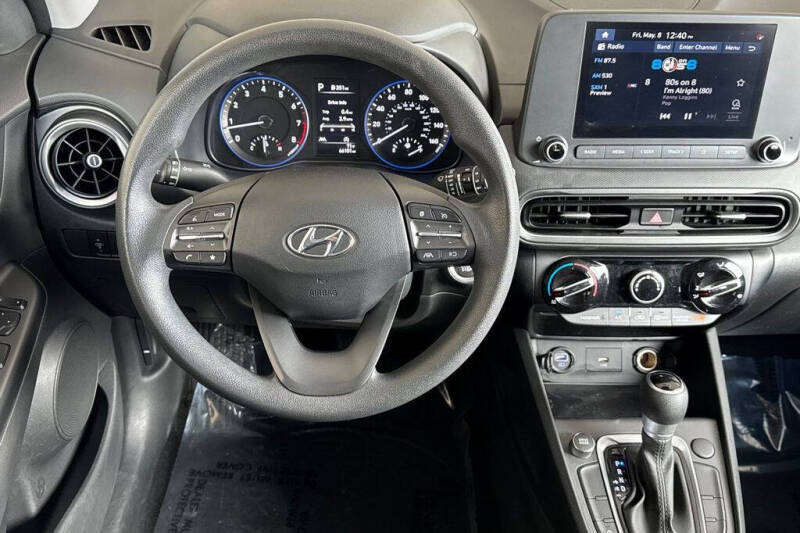 2022 Hyundai Kona SEL