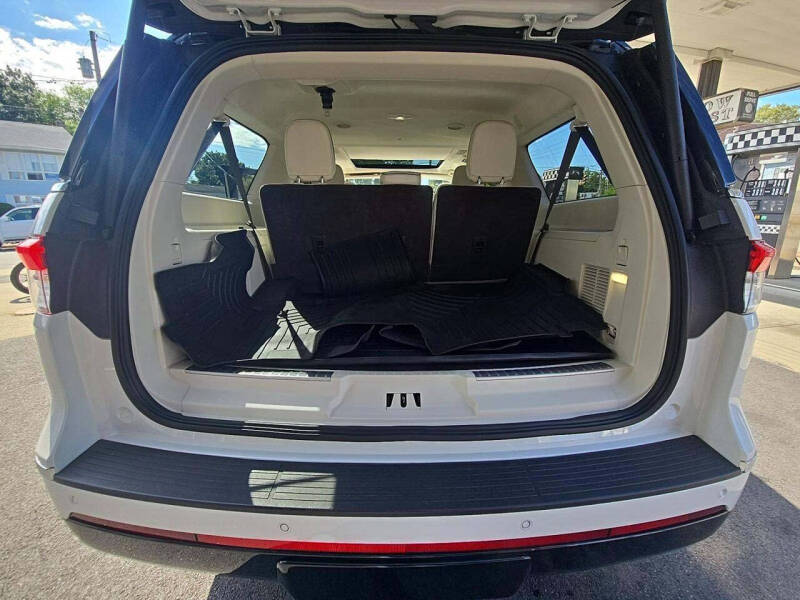 2023 Lincoln Navigator L Black Label