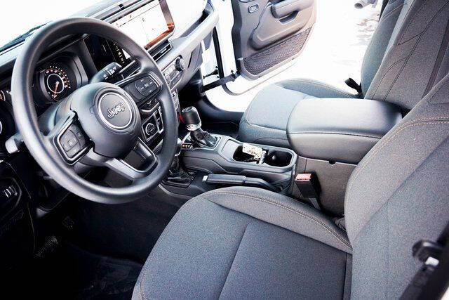 2025 Jeep Gladiator NightHawk