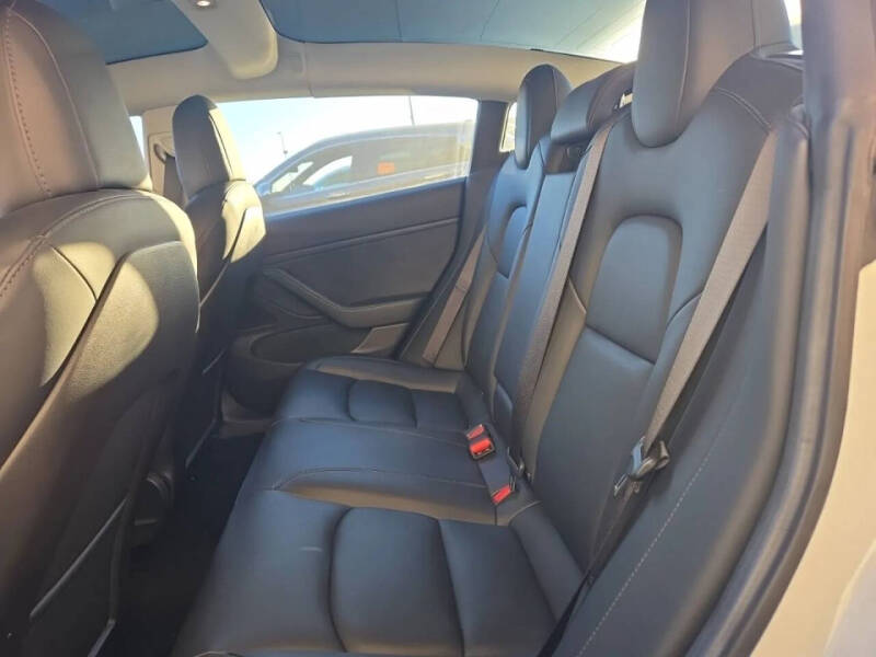 2019 Tesla Model 3 Standard Range Plus