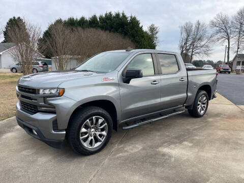 2021 Chevrolet Silverado 1500 for sale at Getsinger's Used Cars in Anderson SC