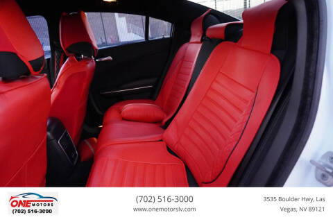 2015 Dodge Charger SE