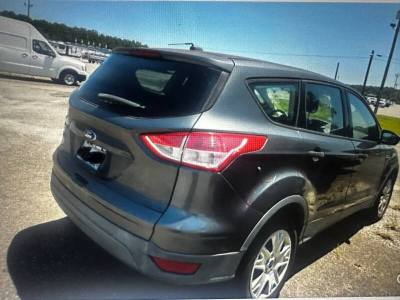 2016 Ford Escape S