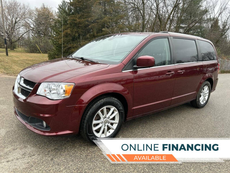 2019 Dodge Grand Caravan SXT photo 1