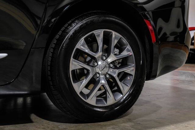 2022 Chrysler Pacifica Hybrid Pinnacle