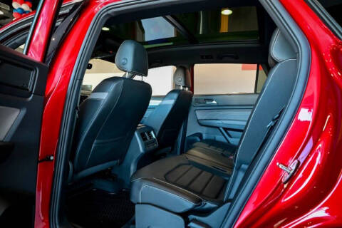 2022 Volkswagen Atlas Cross Sport V6 SEL Premium R-Line 4Motion