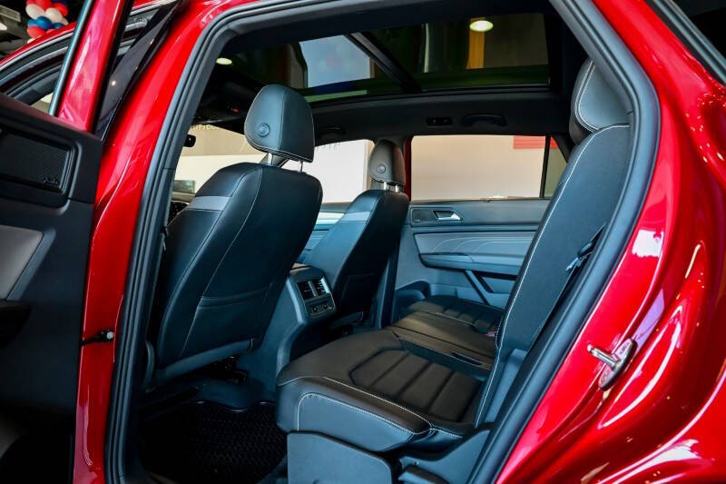 2022 Volkswagen Atlas Cross Sport V6 SEL Premium R-Line 4Motion